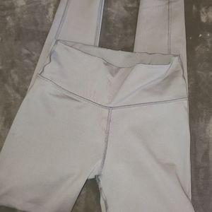 High waist leggings. Size M